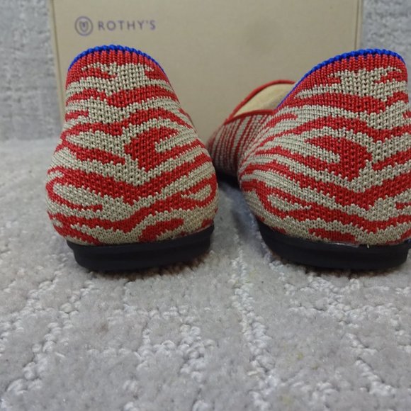 Rothys The Flat Big Kid's Size 4 US Red Zebra Round Toe Slip on Shoes - Picture 4 of 10
